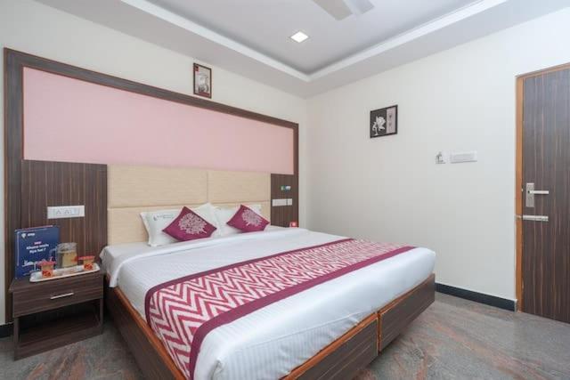 Famous Residency Hotel Tiruchirappalli Exterior photo